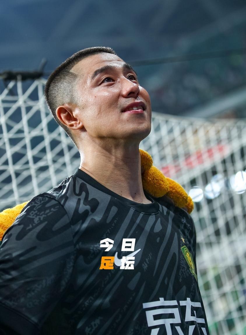 包含赛地聚焦:中超关键时刻热度飙升,辽宁本钢造点机会,话题不断,年轻球员得到机会的词条 包含赛地聚焦:中超关键时刻热度飙升,辽宁本钢造点机会,话题不断,年轻球员得到机会的词条